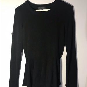 Black Karen Kane sweater 🖤